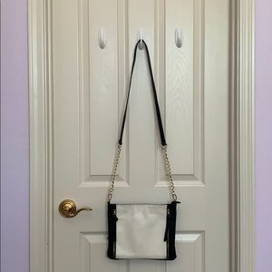 Convertible Shoulder Bag/Clutch